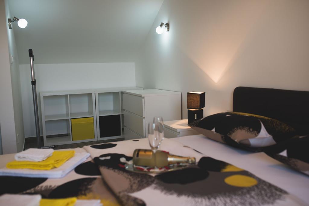 Apartments Sunny Garden Бродарица Экстерьер фото