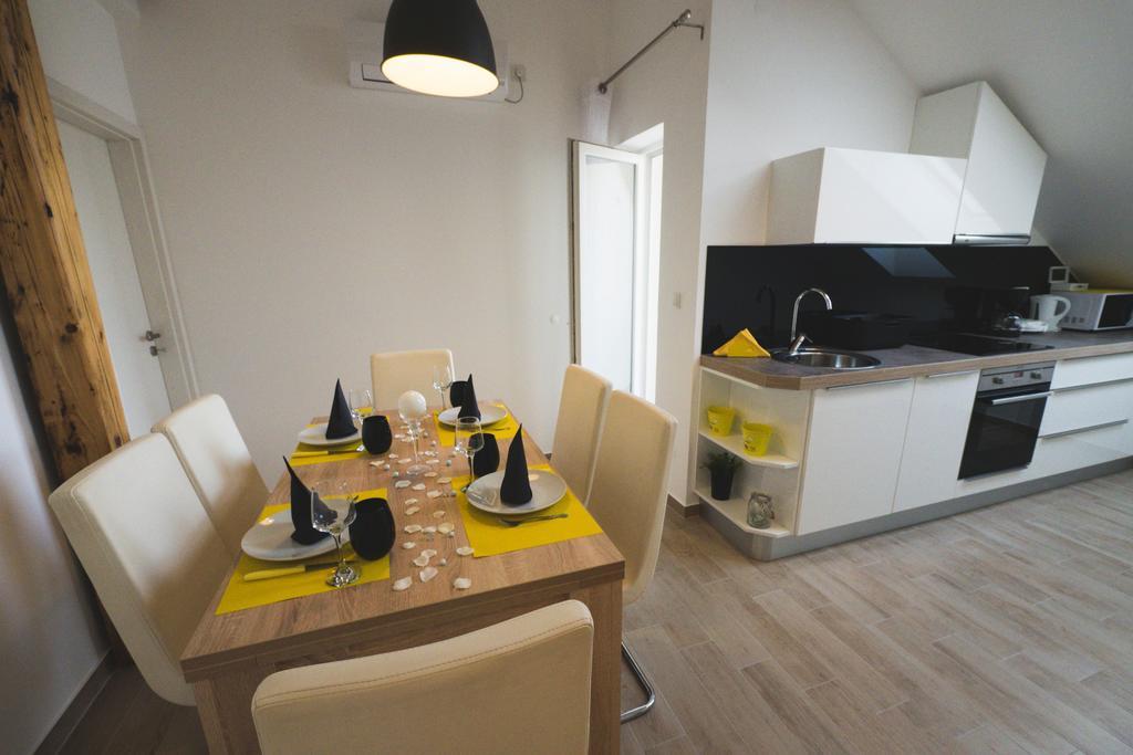 Apartments Sunny Garden Бродарица Экстерьер фото