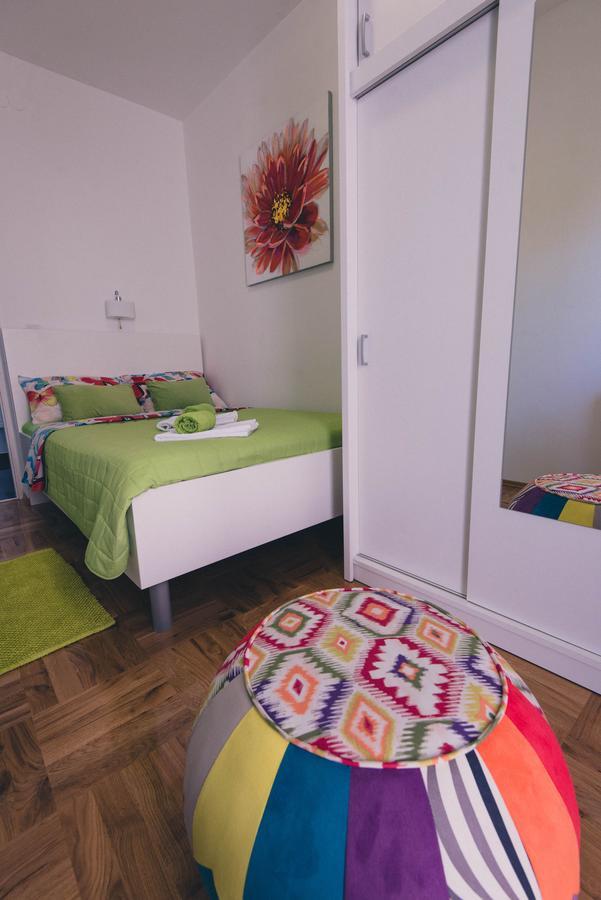 Apartments Sunny Garden Бродарица Экстерьер фото